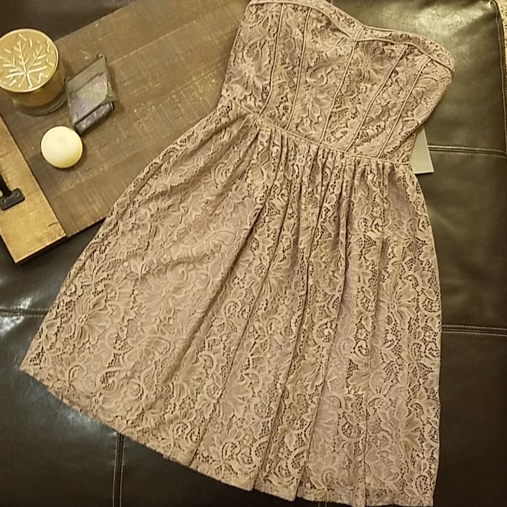 Floral lace dress